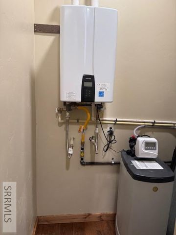 3876 Rainbow Drive, Island Park, ID 83429