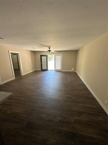 722 Indian Hill Boulevard, Livingston, TX 77351
