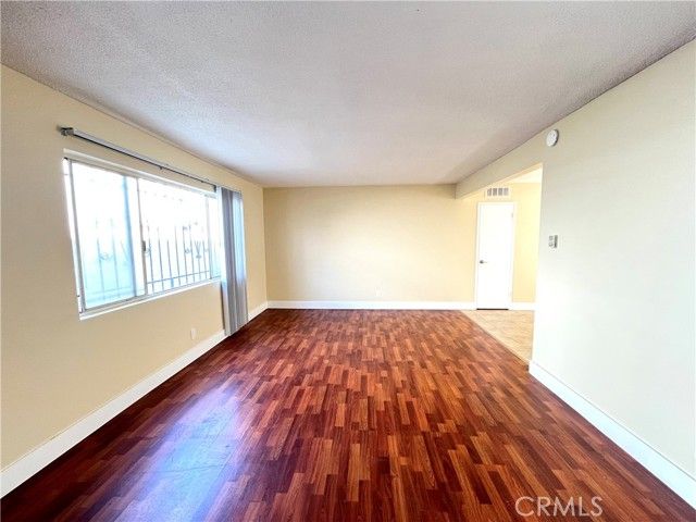 12915 Doty Avenue B, Hawthorne, CA 90250