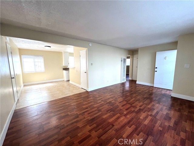 12915 Doty Avenue B, Hawthorne, CA 90250