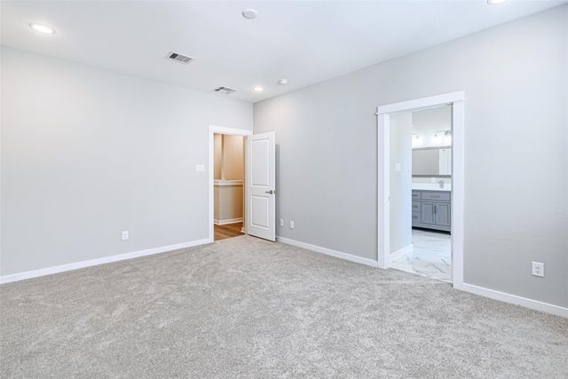 8423 Berry Brush Lane, Houston, TX 77022