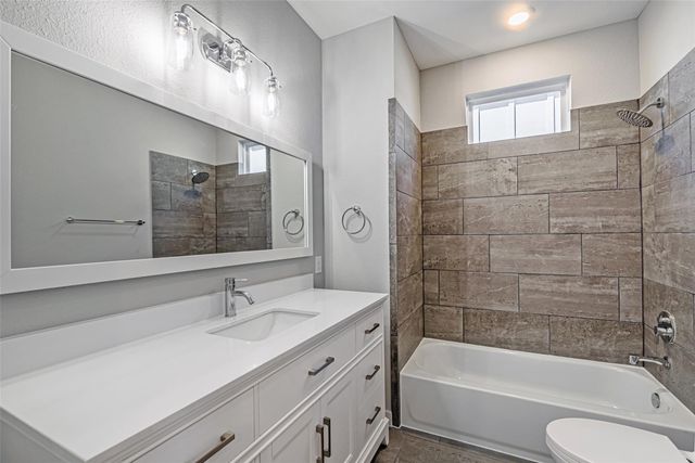 8423 Berry Brush Lane, Houston, TX 77022