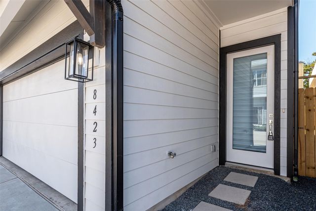 8423 Berry Brush Lane, Houston, TX 77022