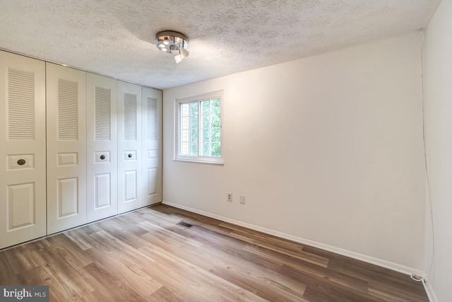 2880 S MEADE ST, Arlington, VA 22206