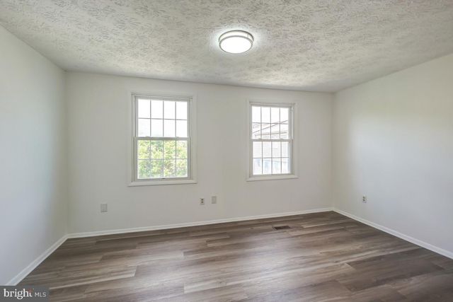 2880 S MEADE ST, Arlington, VA 22206