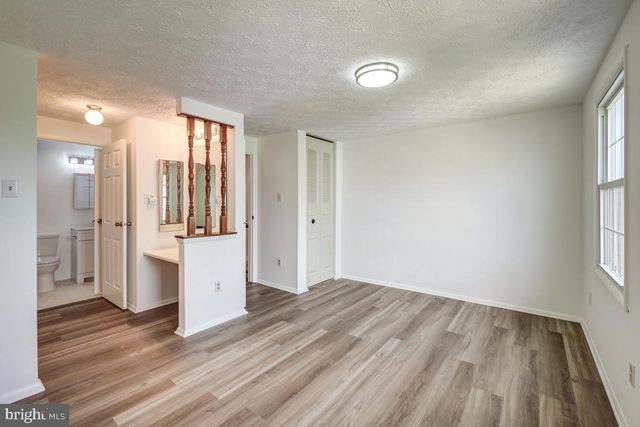 2880 S MEADE ST, Arlington, VA 22206