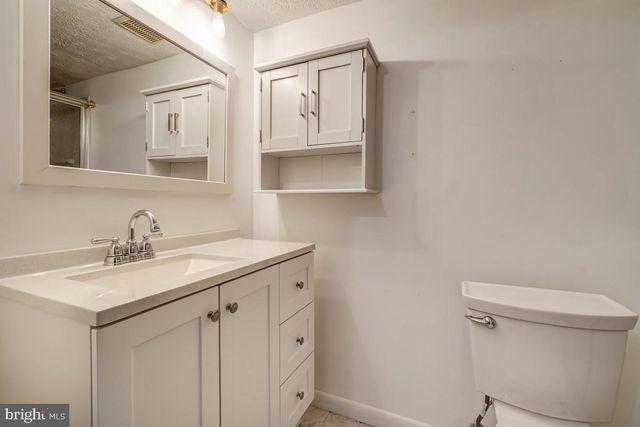 2880 S MEADE ST, Arlington, VA 22206