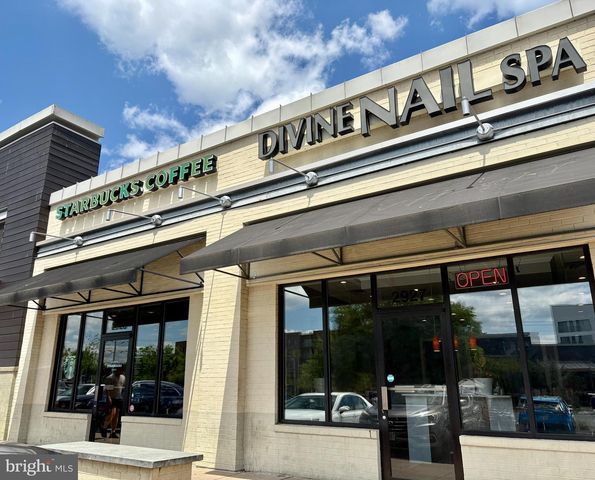 2880 S MEADE ST, Arlington, VA 22206