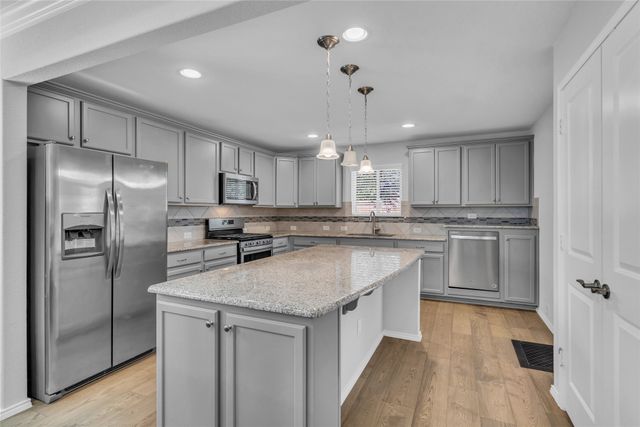 8845 Twin Pines Lane, Frisco, TX 75036