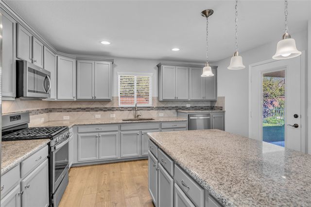 8845 Twin Pines Lane, Frisco, TX 75036