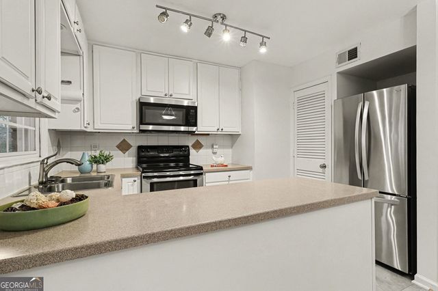 1101 Collier Road NW N4, Atlanta, GA 30318