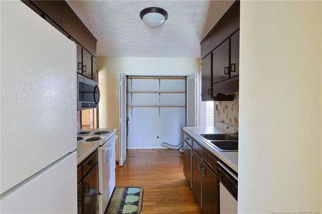 3305 Margate Place, Hope Mills, NC 28348