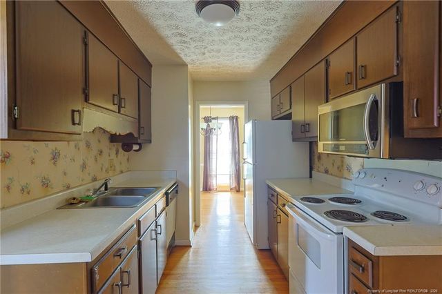 3305 Margate Place, Hope Mills, NC 28348