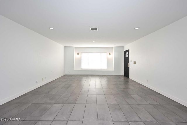 8302 E INDIANOLA Avenue, Scottsdale, AZ 85251