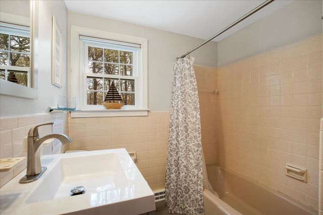 11 Sycamore Lane, South Dennis, MA 02660