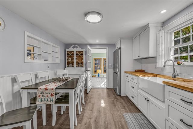 11 Sycamore Lane, South Dennis, MA 02660