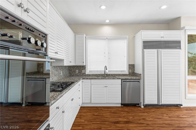 8490 Carmel Ridge Court, Las Vegas, NV 89113