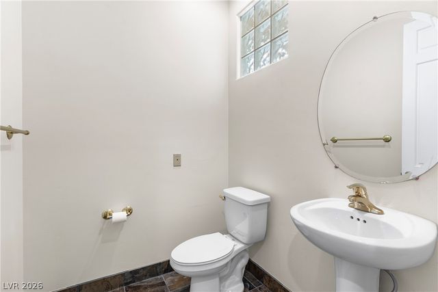 8490 Carmel Ridge Court, Las Vegas, NV 89113