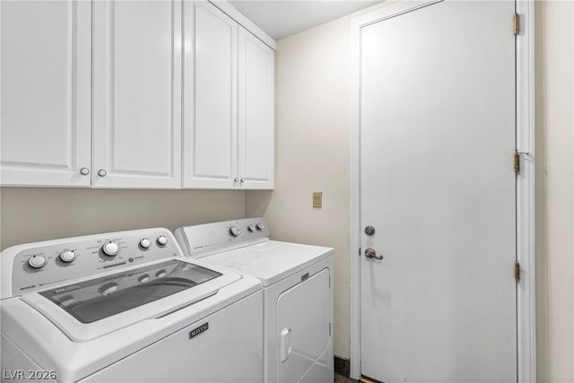 8490 Carmel Ridge Court, Las Vegas, NV 89113