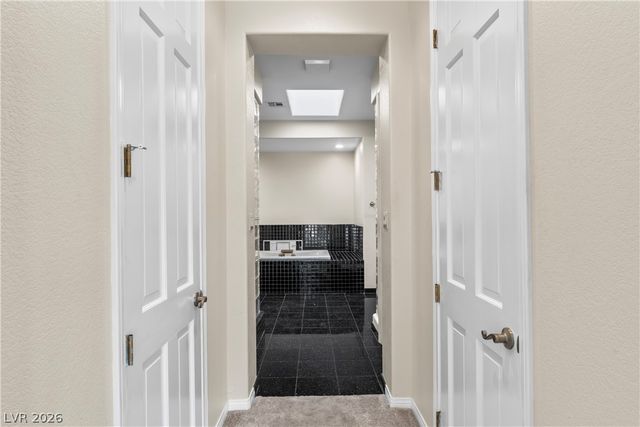 8490 Carmel Ridge Court, Las Vegas, NV 89113