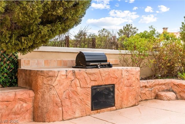 8490 Carmel Ridge Court, Las Vegas, NV 89113