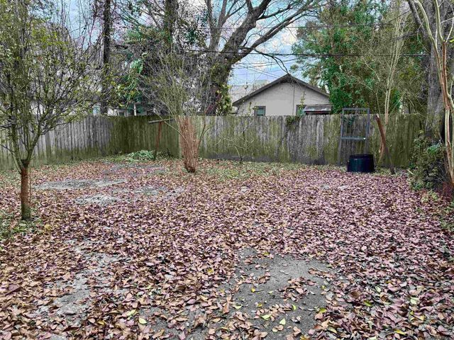 821 Iris Street, Baton Rouge, LA 70802