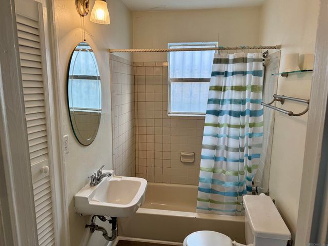 821 Iris Street, Baton Rouge, LA 70802