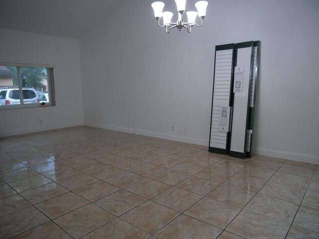 7091 W Sunrise Boulevard 7091, Plantation, FL 33313