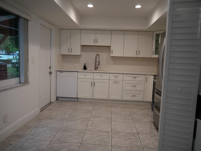 7091 W Sunrise Boulevard 7091, Plantation, FL 33313
