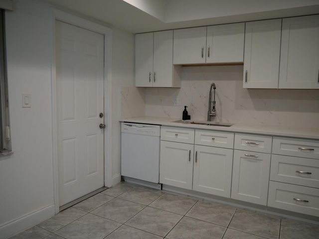 7091 W Sunrise Boulevard 7091, Plantation, FL 33313