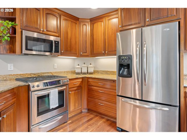 1333 BOND Ln, Eugene, OR 97401