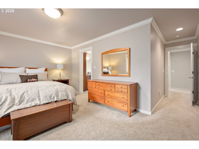 1333 BOND Ln, Eugene, OR 97401