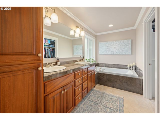 1333 BOND Ln, Eugene, OR 97401