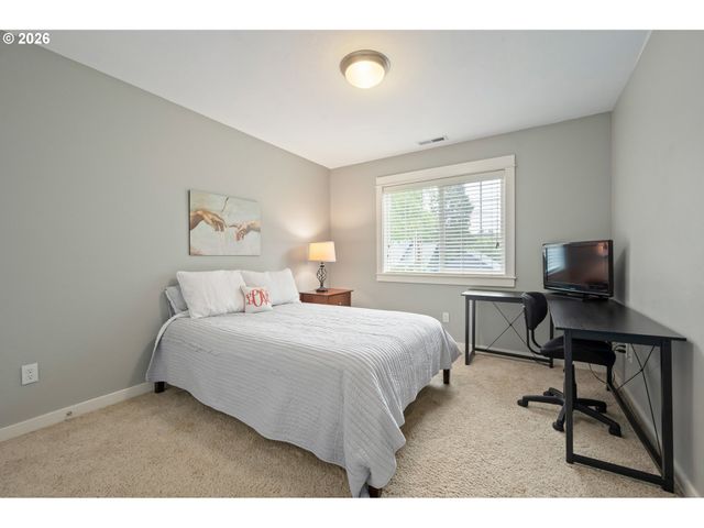 1333 BOND Ln, Eugene, OR 97401