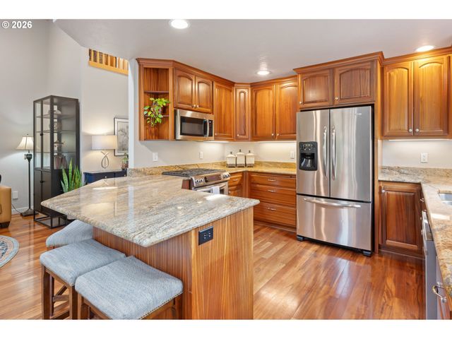 1333 BOND Ln, Eugene, OR 97401