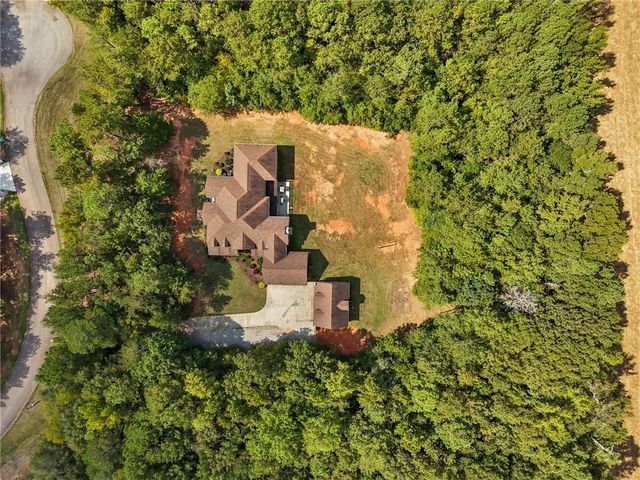 106 Big Buck Court, Jackson, GA 30233