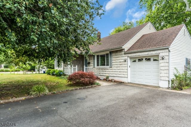 499 Old Stage Rd, Spotswood Boro, NJ 08884