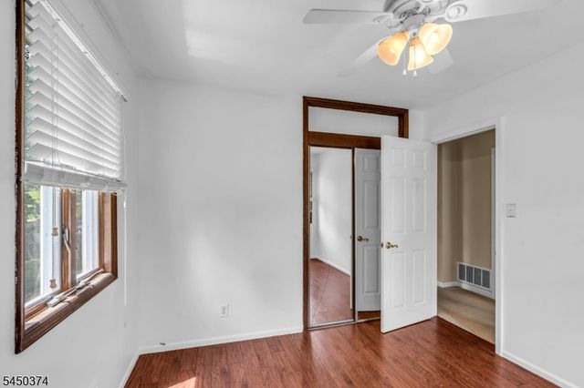 499 Old Stage Rd, Spotswood Boro, NJ 08884