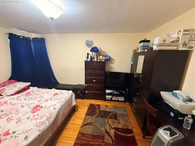 8811 34th Avenue 2H, Jackson Heights, NY 11372