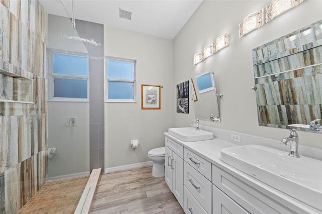 7419 ROXYE LANE, Sarasota, FL 34240