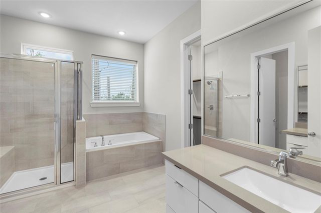 604 Thornton Oaks Road B, Houston, TX 77018