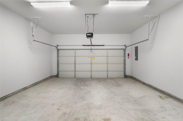 604 Thornton Oaks Road B, Houston, TX 77018