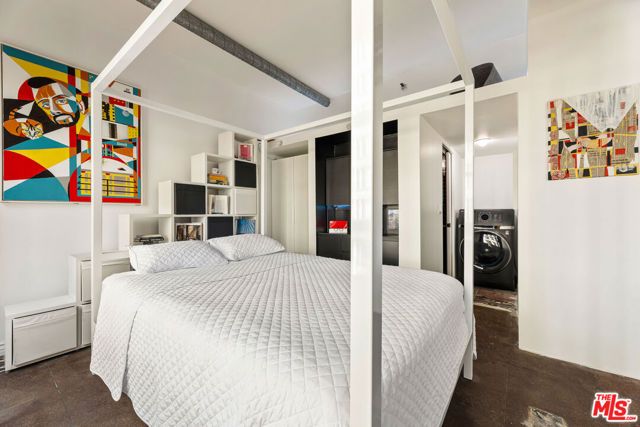 215 W 7th Street 407, Los Angeles, CA 90014