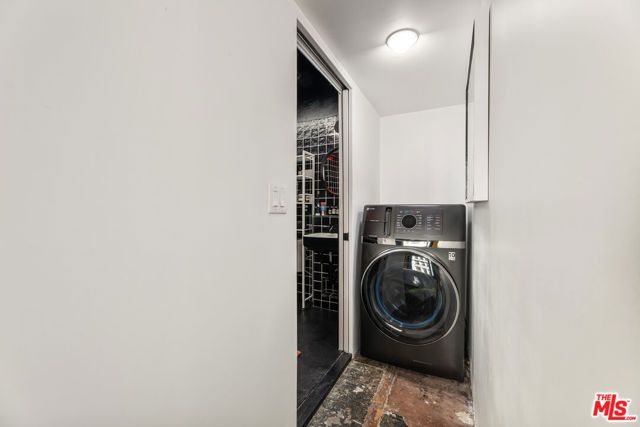 215 W 7th Street 407, Los Angeles, CA 90014