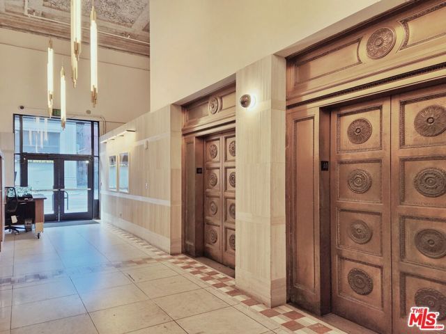 215 W 7th Street 407, Los Angeles, CA 90014