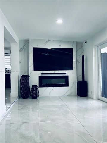 11925 SW 185th Terrace, Miami, FL 33177