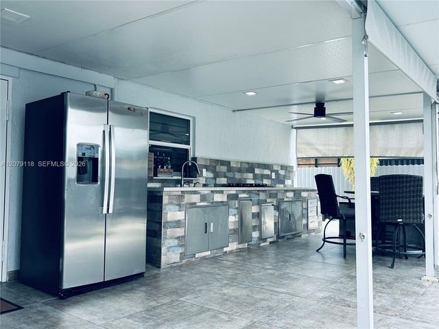11925 SW 185th Terrace, Miami, FL 33177