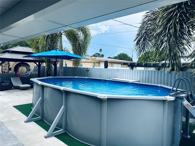 11925 SW 185th Terrace, Miami, FL 33177