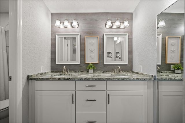 814 ORCHID STREET, Lady Lake, FL 32159