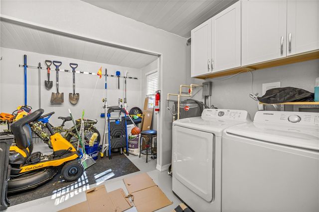 814 ORCHID STREET, Lady Lake, FL 32159